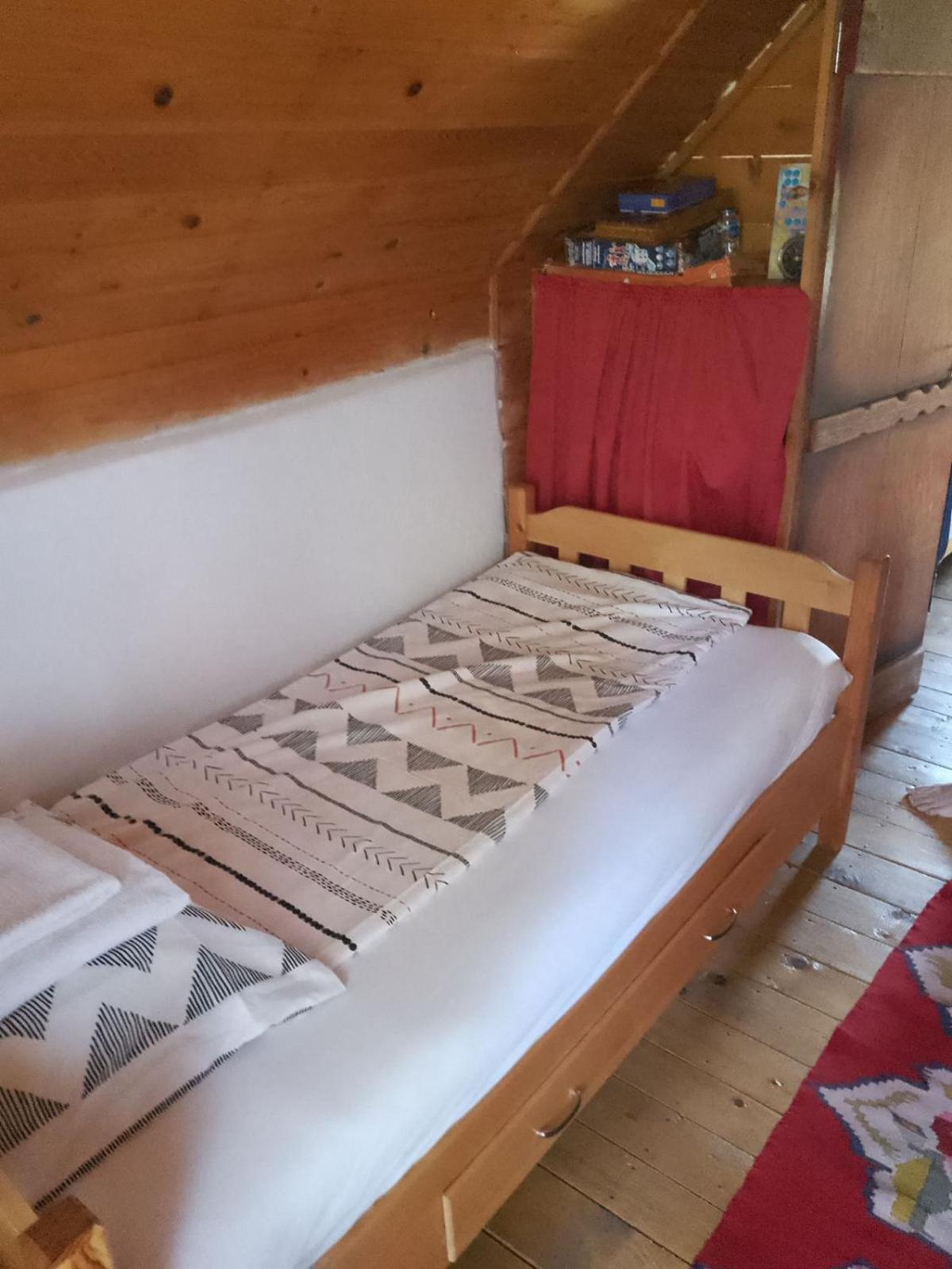 Apartmani Planinska Kuca, Jagodnja Krupanj Bagian luar foto
